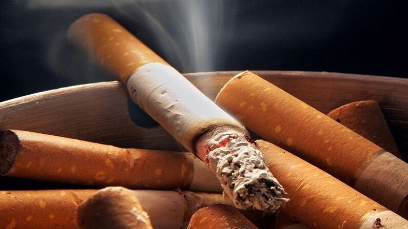 cigarrillo encendido y dejar de fumar
